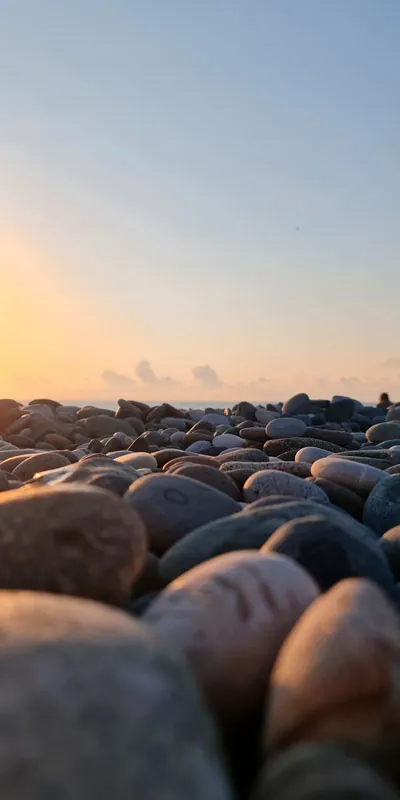 batumi-plyazchi-galka-ili-pesok